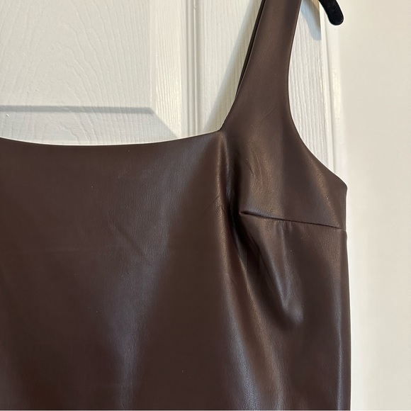 Faux Leather Square Neck Cropped Tank NWT - Picture 3 of 5